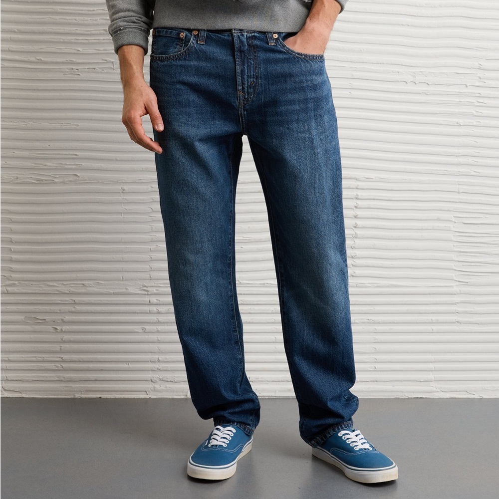 American Eagle lightweight athletic fit Men's Relaxed Jeans in Blue Denim 30x34